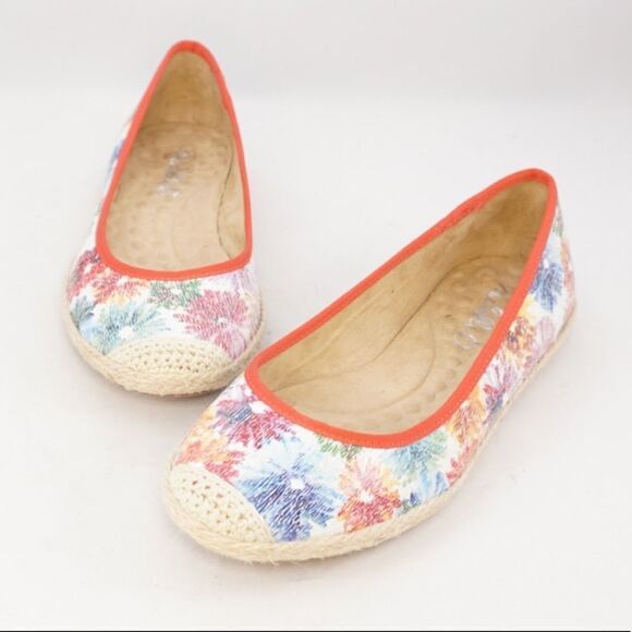 Michelle D Floral Espadrille Flats, Size 6.5 - Picture 4 of 11